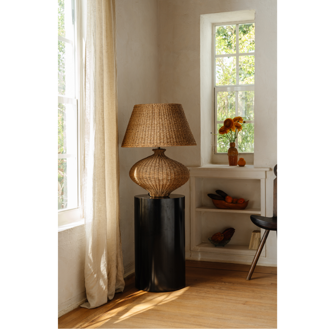 Nette Table Lamp